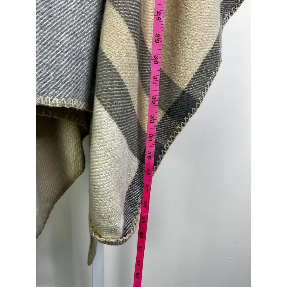 Fashion By Mirabeau fashion by